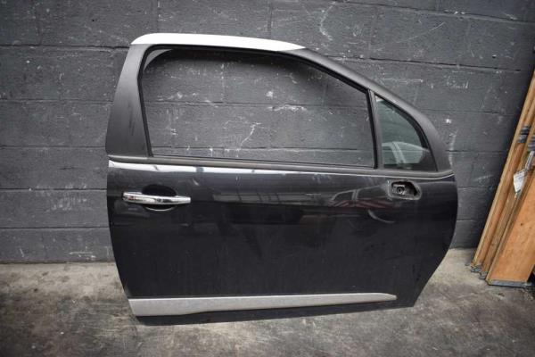 PORTE AVANT DROITE CITROEN DS3 AVEC MOULURE - Vue 1